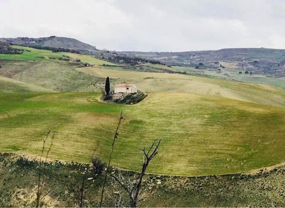 B&B Mantegna Irsina Mt 外观 照片